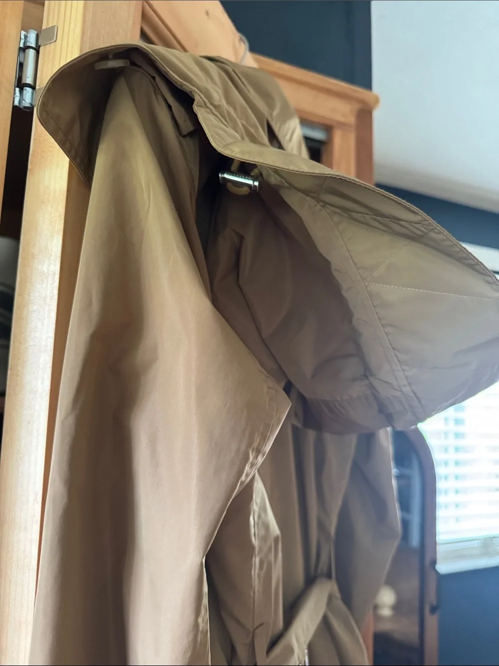 Burberry coated nylon trench coat - Picture 9 of 9